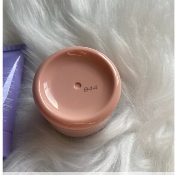 Clinique Moisture Surge 30ml & Take The‎ Day Off Facial Cleansing Mousse 30ml - Picture 3 of 3